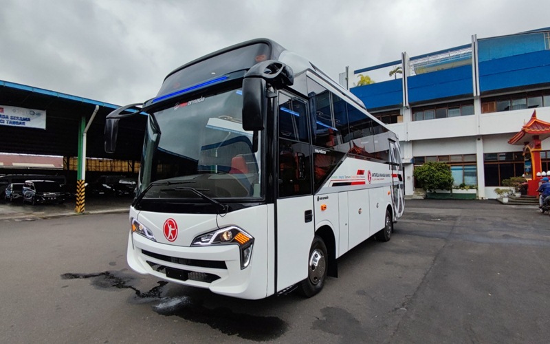 Harga Hino Bus Medium Model Touristo Karoseri New Armada